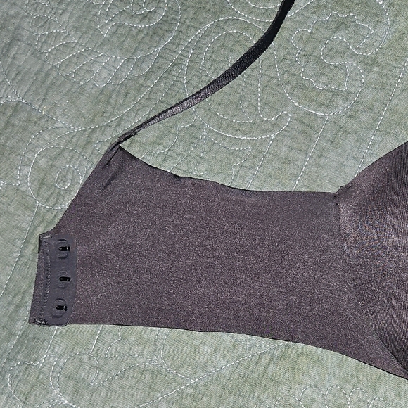 Skims Black Bra - Picture 11 of 11